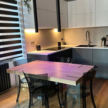 Lr Deluxe Apartments - Fondazione Prada - Metro M3 มิลาน ภายนอก รูปภาพ