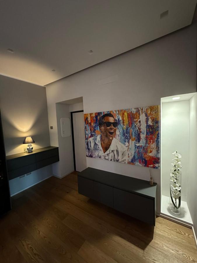 Lr Deluxe Apartments - Fondazione Prada - Metro M3 มิลาน ภายนอก รูปภาพ